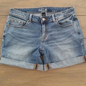 APT 9 Modern Jean Cuffed shorts size 2